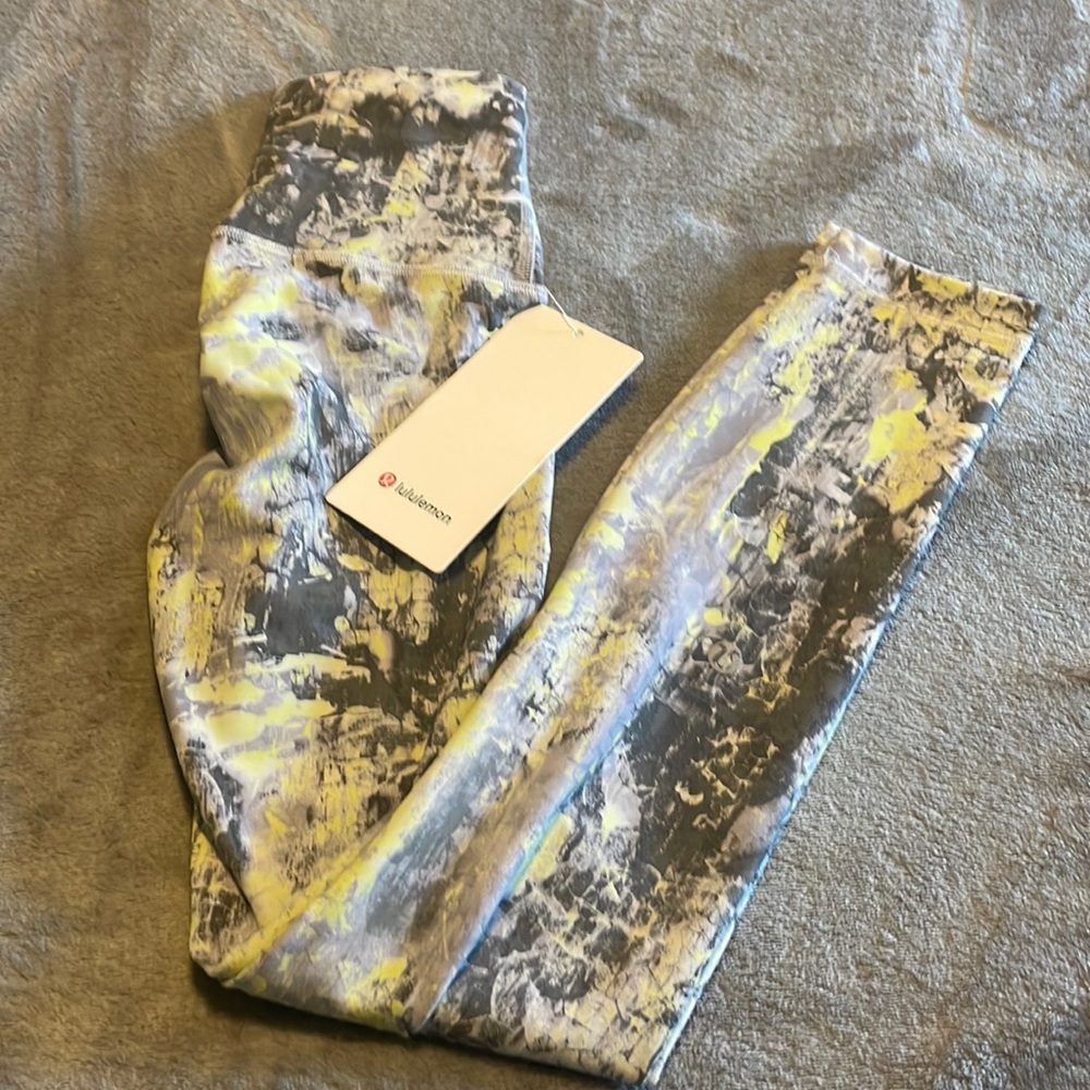Lululemon BRAND NEW! with Tags! Wunder Train HR 25”